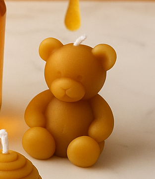 Vela de cera de abeja con forma de osito